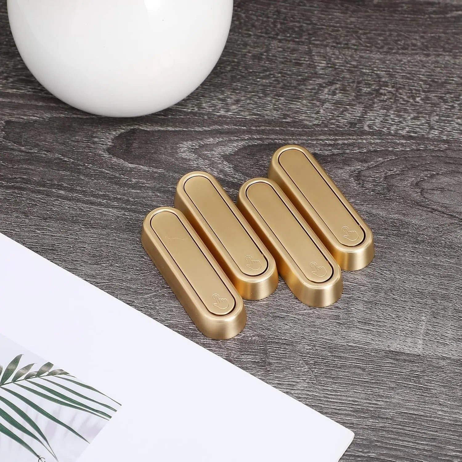 Foldable hook wall mount made of zinc alloy