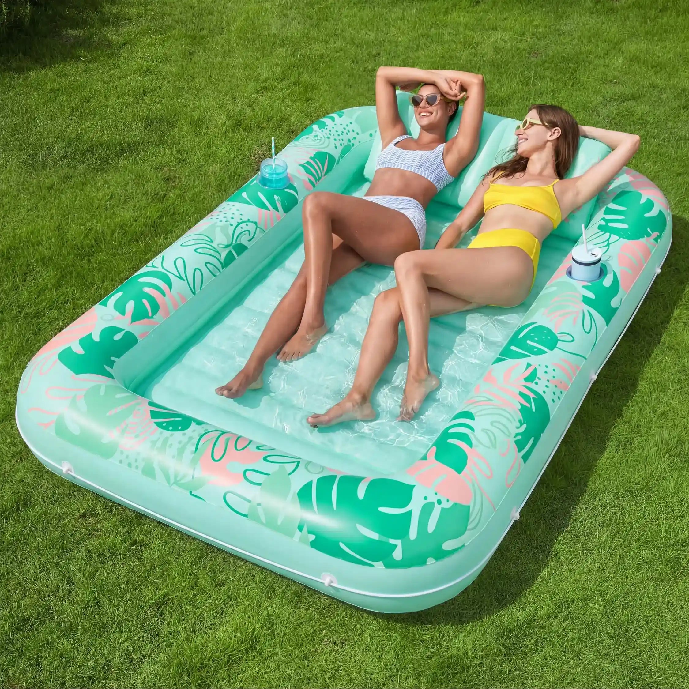 Inflatable Pool Loungers/Floats: 70“ x 46” and 85“ x 57”
